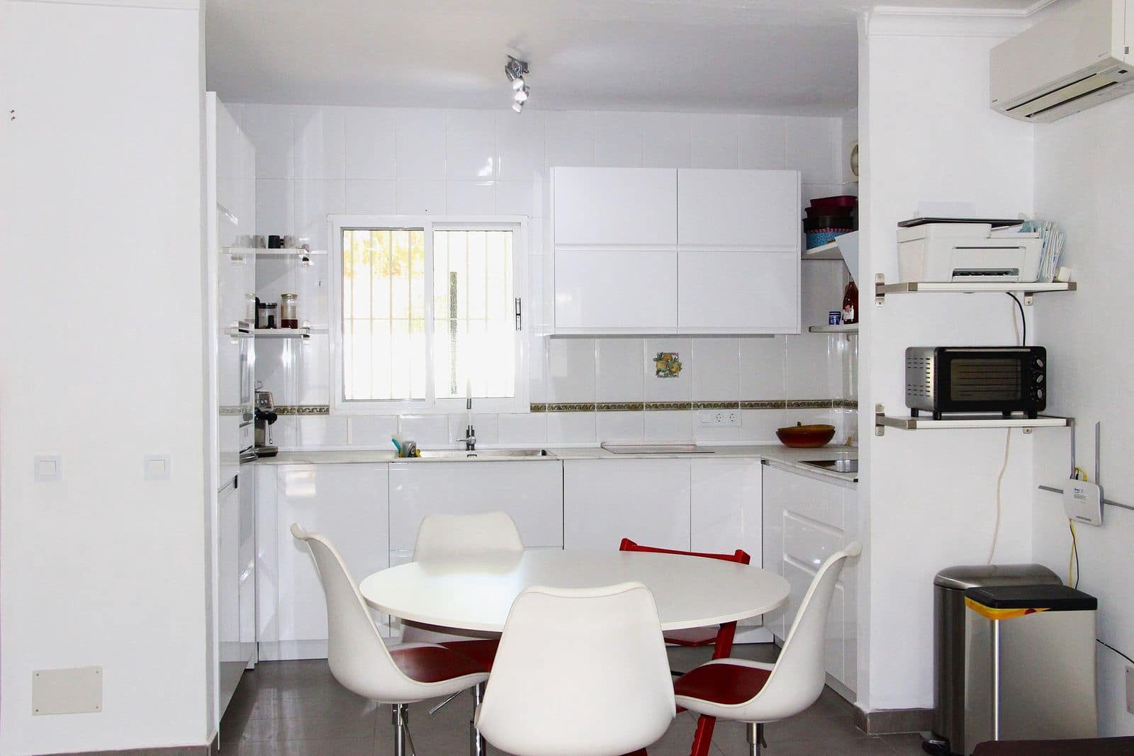 2 bedroom Villa for sale in Coin with pool garage - € 459,000 (Ref: 9516461)