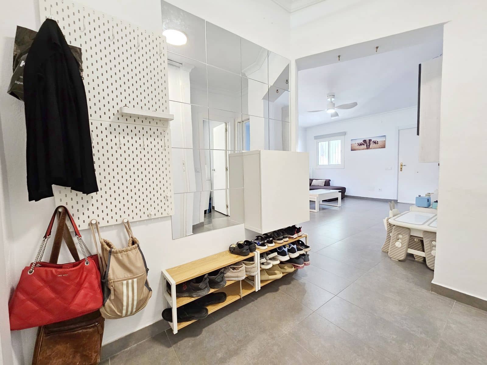 2 bedroom Villa for sale in Coin with pool garage - € 459,000 (Ref: 9516461)