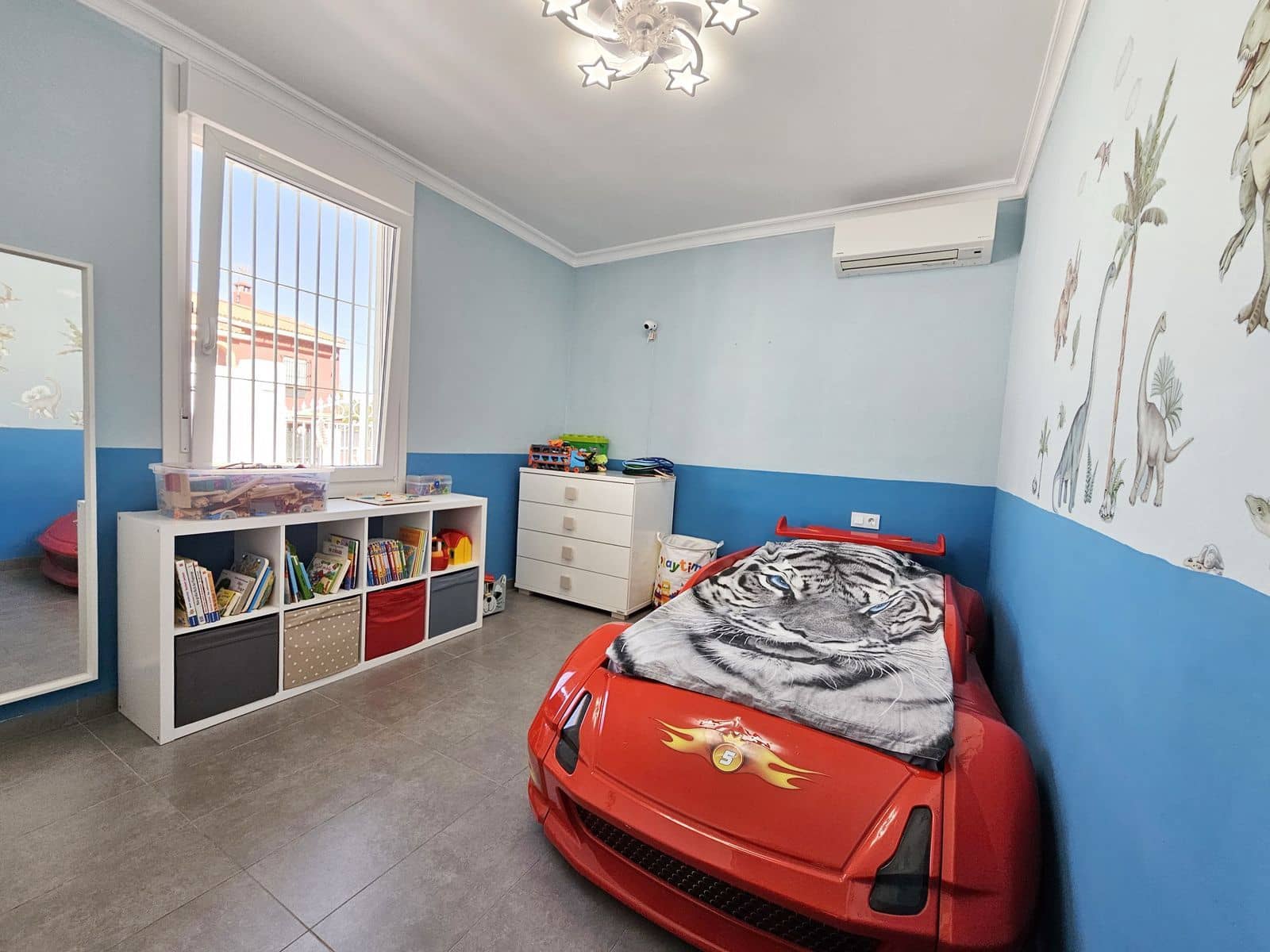 2 bedroom Villa for sale in Coin with pool garage - € 459,000 (Ref: 9516461)