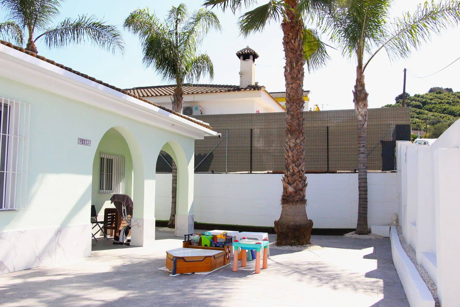 2 bedroom Villa for sale in Coin with pool garage - € 459,000 (Ref: 9516461)