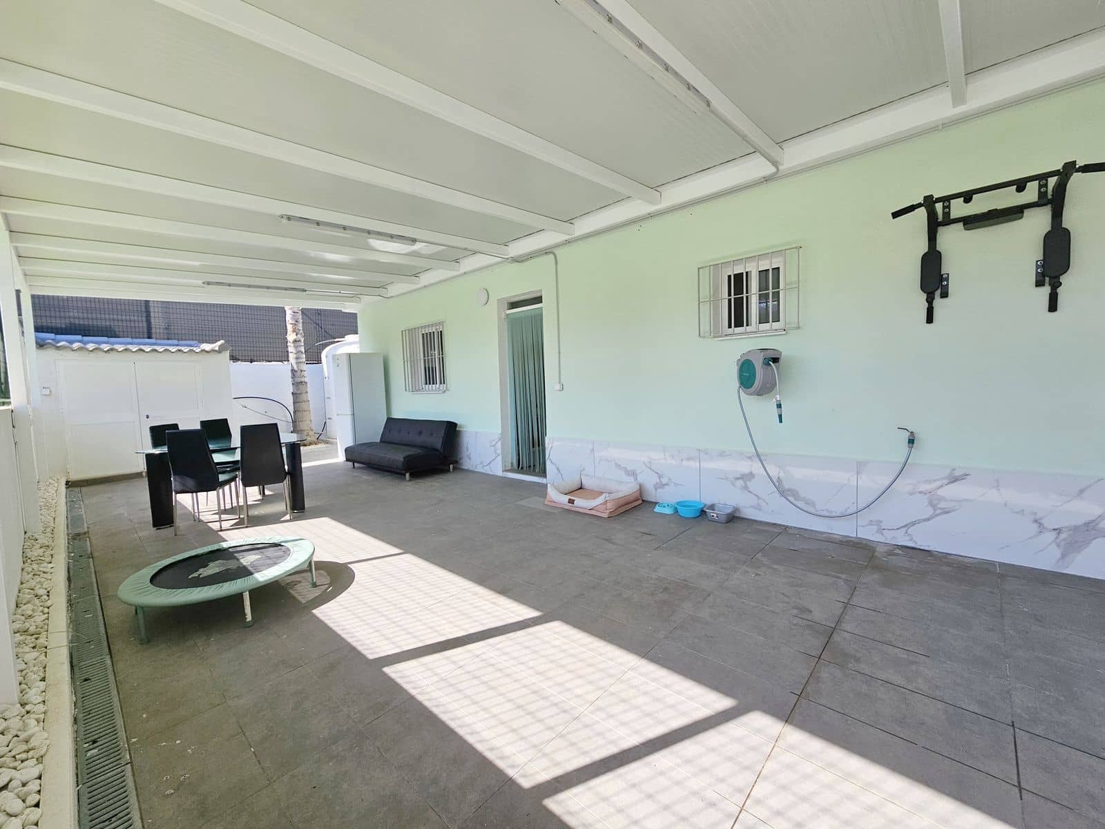 2 bedroom Villa for sale in Coin with pool garage - € 459,000 (Ref: 9516461)