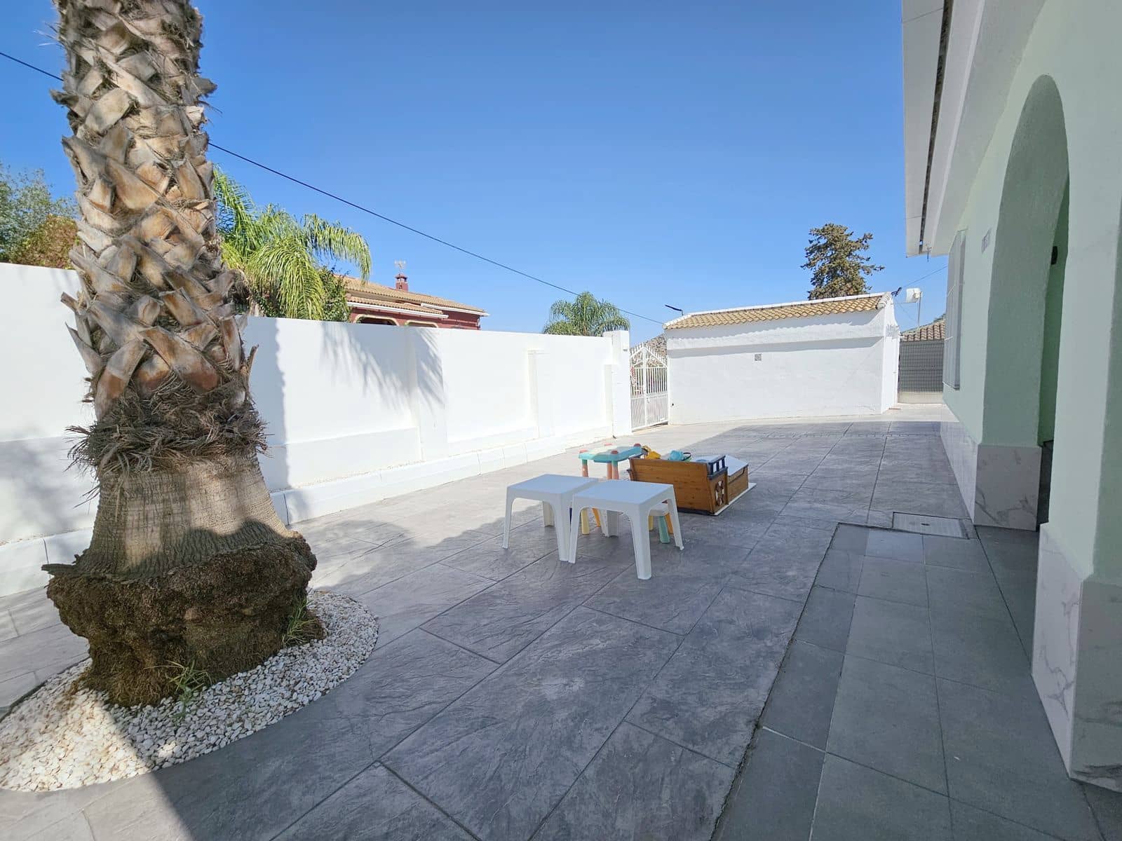 2 bedroom Villa for sale in Coin with pool garage - € 459,000 (Ref: 9516461)