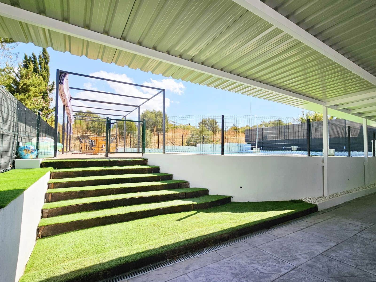 2 bedroom Villa for sale in Coin with pool garage - € 459,000 (Ref: 9516461)