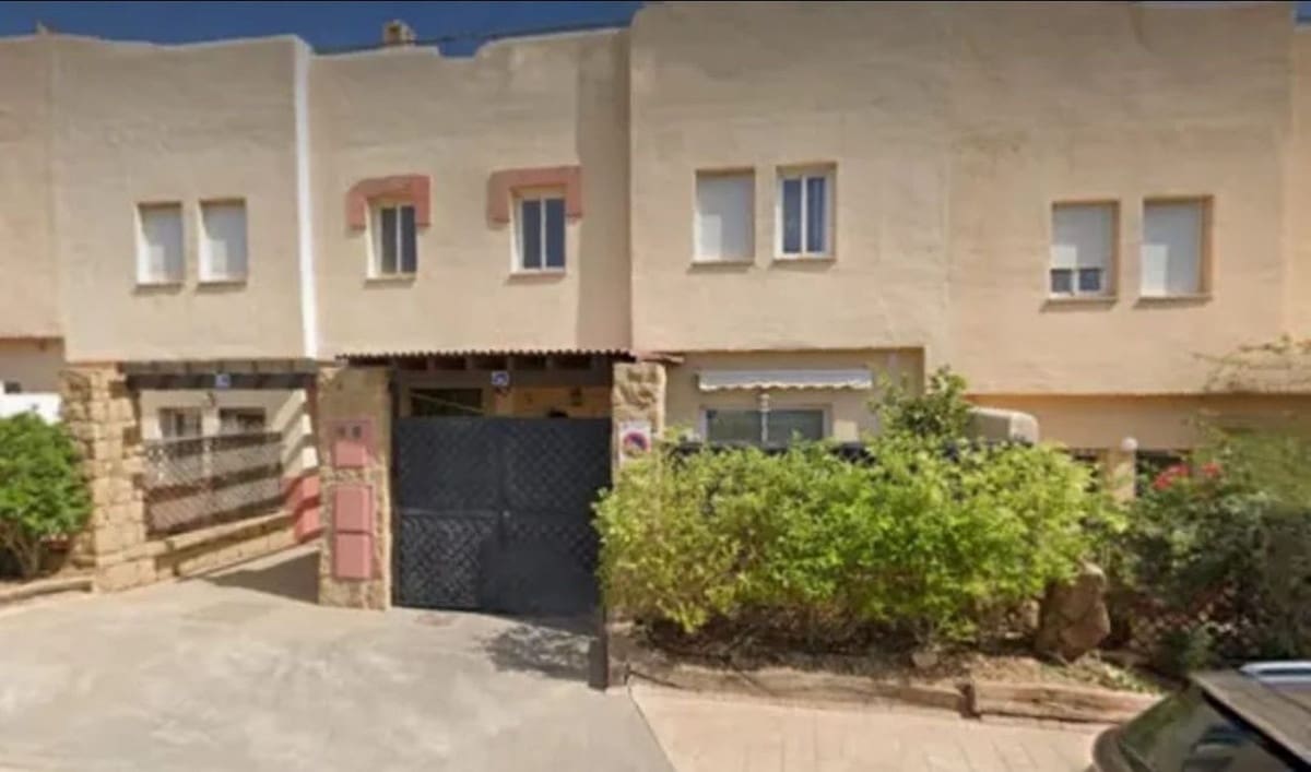 2 sovrum Hus till salu i La Cala de Mijas med pool - 425 000 € (Ref: 9516463)