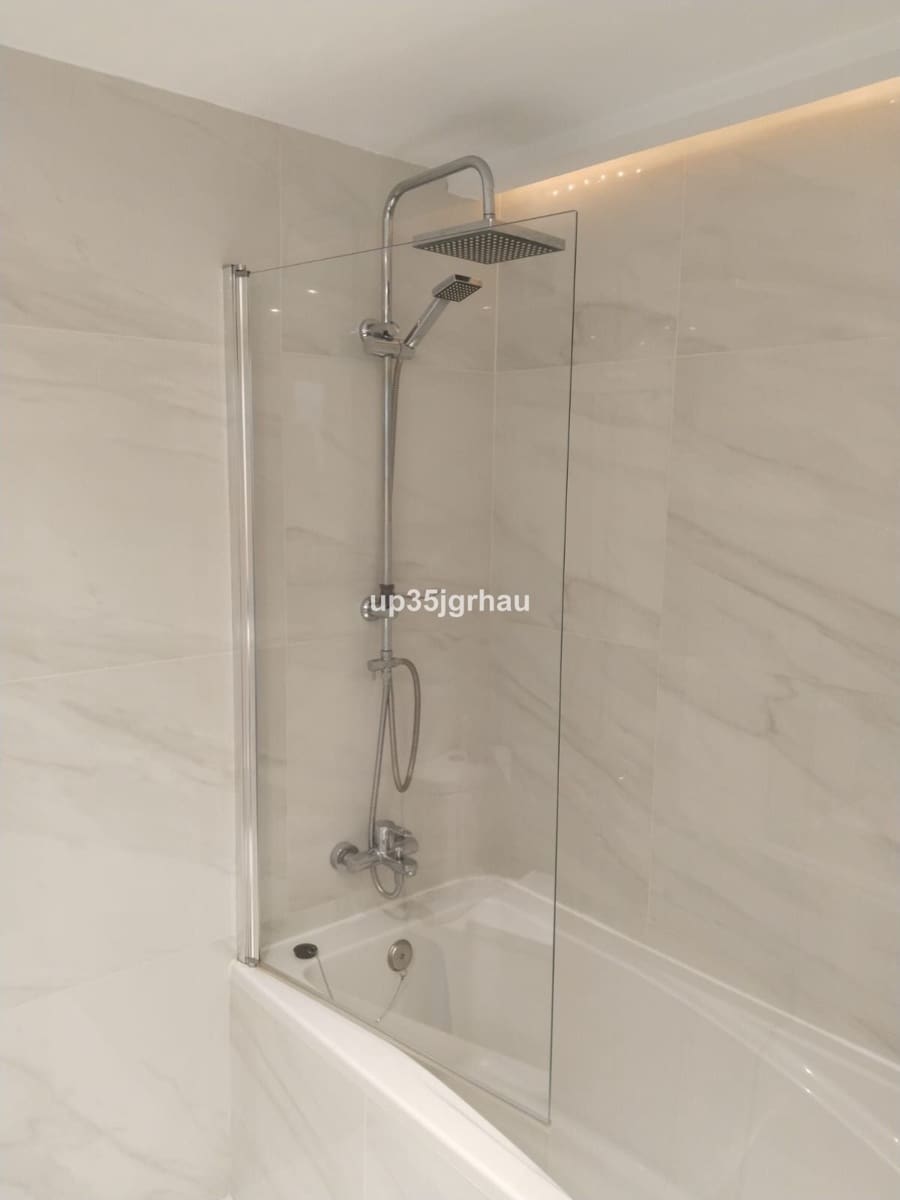 2 quarto Apartamento para venda em Estepona com piscina - 427 000 € (Ref: 9516646)