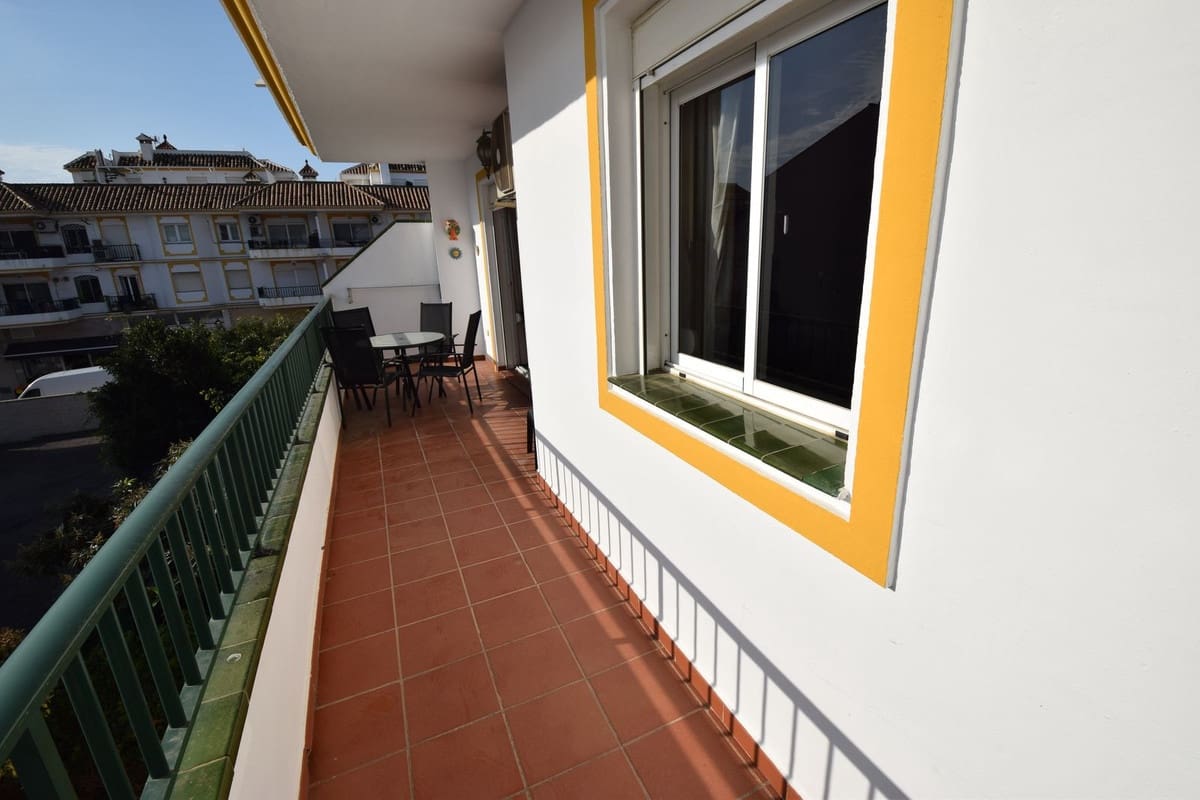 3 Zimmer Apartment zu verkaufen in La Cala de Mijas mit Pool - 399.000 € (Ref: 9517844)