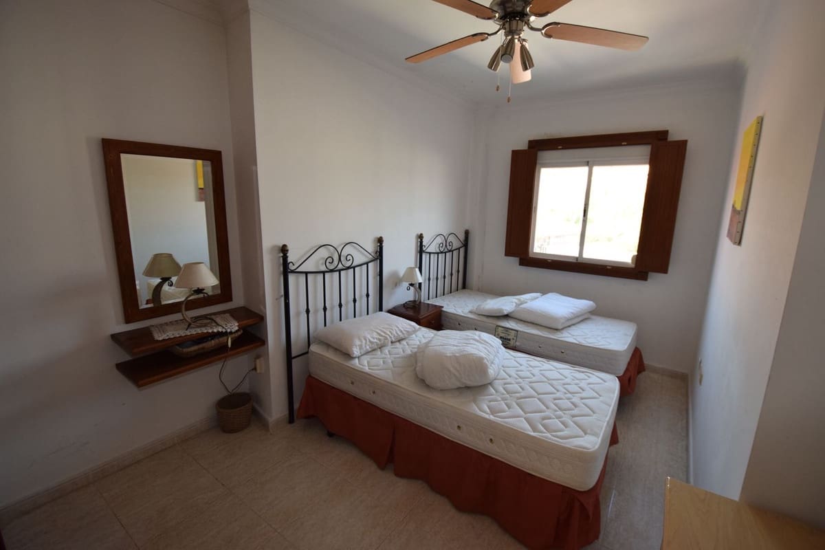 3 Zimmer Apartment zu verkaufen in La Cala de Mijas mit Pool - 399.000 € (Ref: 9517844)