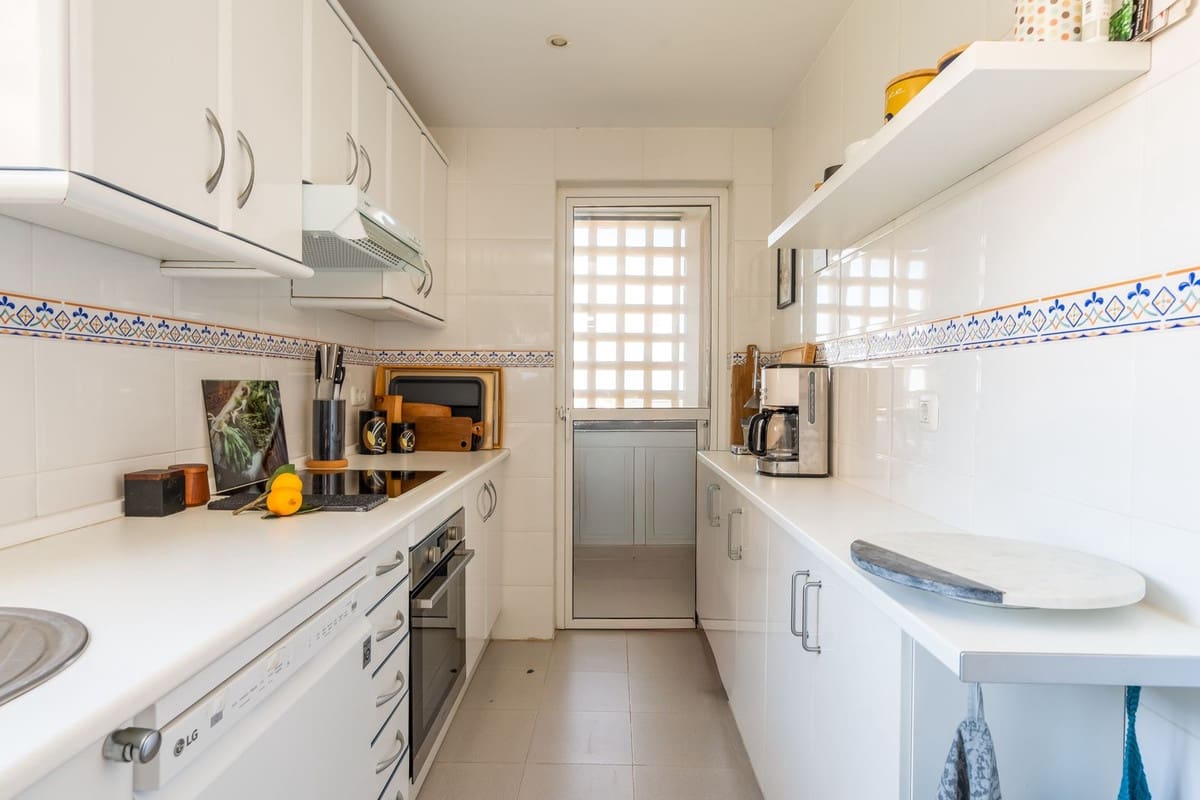 3 sypialnia Apartament na sprzedaż w Riviera del Sol z basenem garażem - 429 000 € (Ref: 9517846)