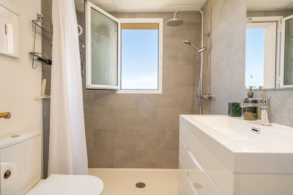 3 sypialnia Apartament na sprzedaż w Riviera del Sol z basenem garażem - 429 000 € (Ref: 9517846)