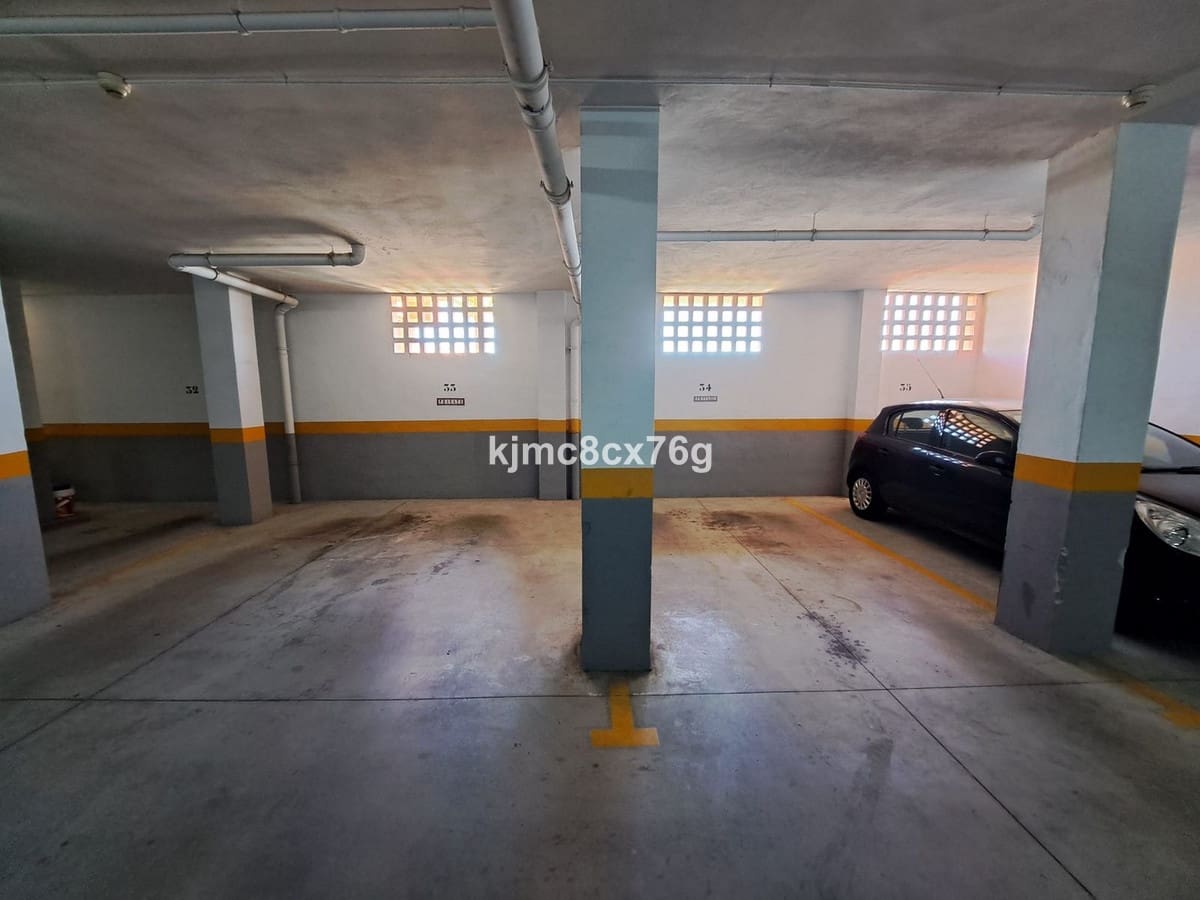 2 makuuhuone Huoneisto myytävänä paikassa Calahonda mukana uima-altaan 
autotalli - 429 000 € (Ref: 9517847)