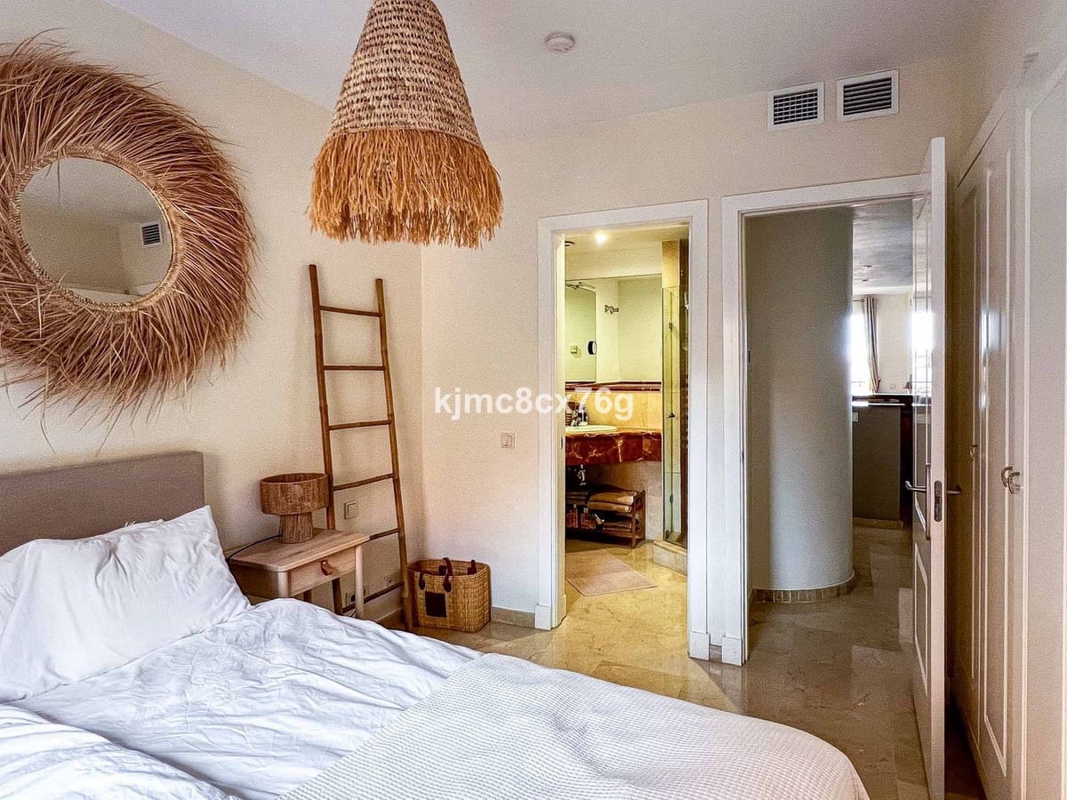 2 makuuhuone Huoneisto myytävänä paikassa Calahonda mukana uima-altaan 
autotalli - 429 000 € (Ref: 9517847)