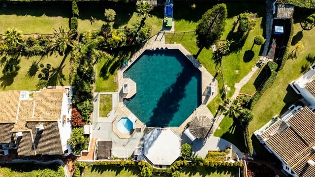 2 slaapkamer Appartement te koop in Miraflores, Mijas met zwembad garage - € 340.000 (Ref: 9521457)