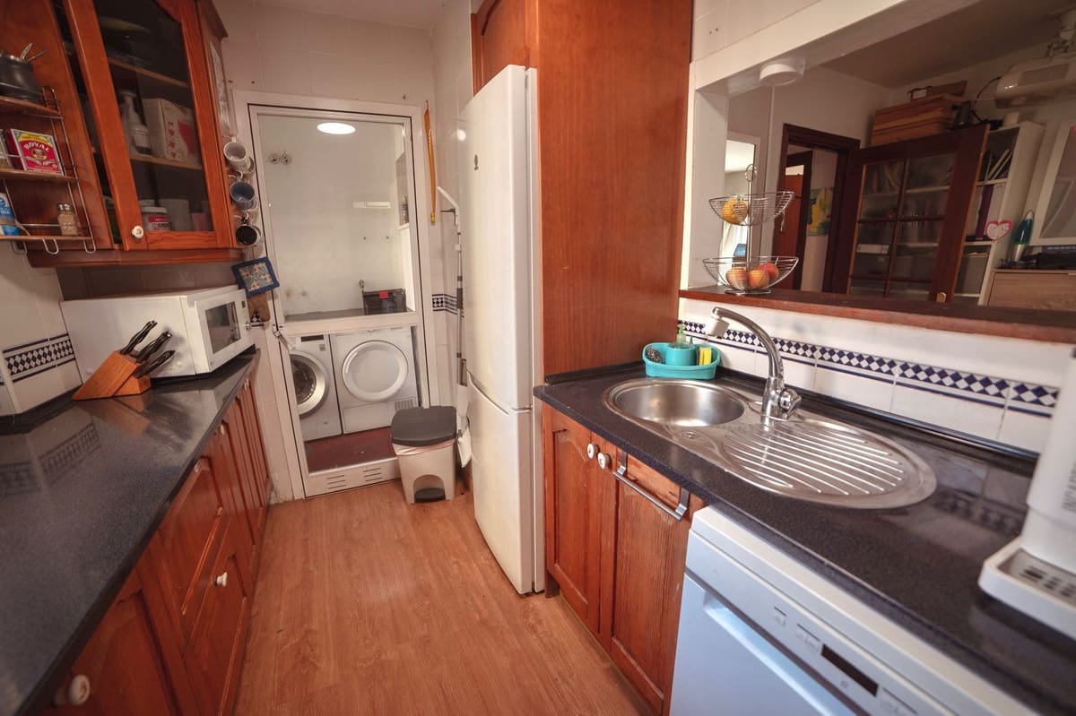 3 soverom Leilighet til salgs i Arroyo de la Miel med svømmebasseng garasje - € 285 000 (Ref: 9521732)