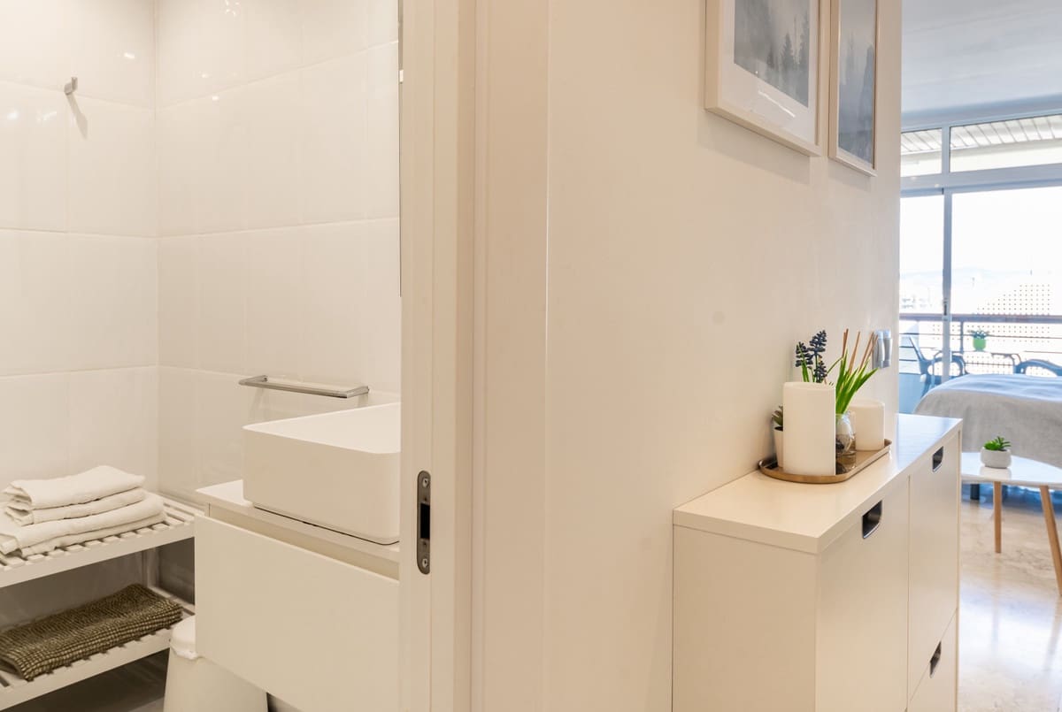 1 makuuhuone Yksiö myytävänä paikassa Torremolinos mukana uima-altaan 
autotalli - 299 000 € (Ref: 9522783)