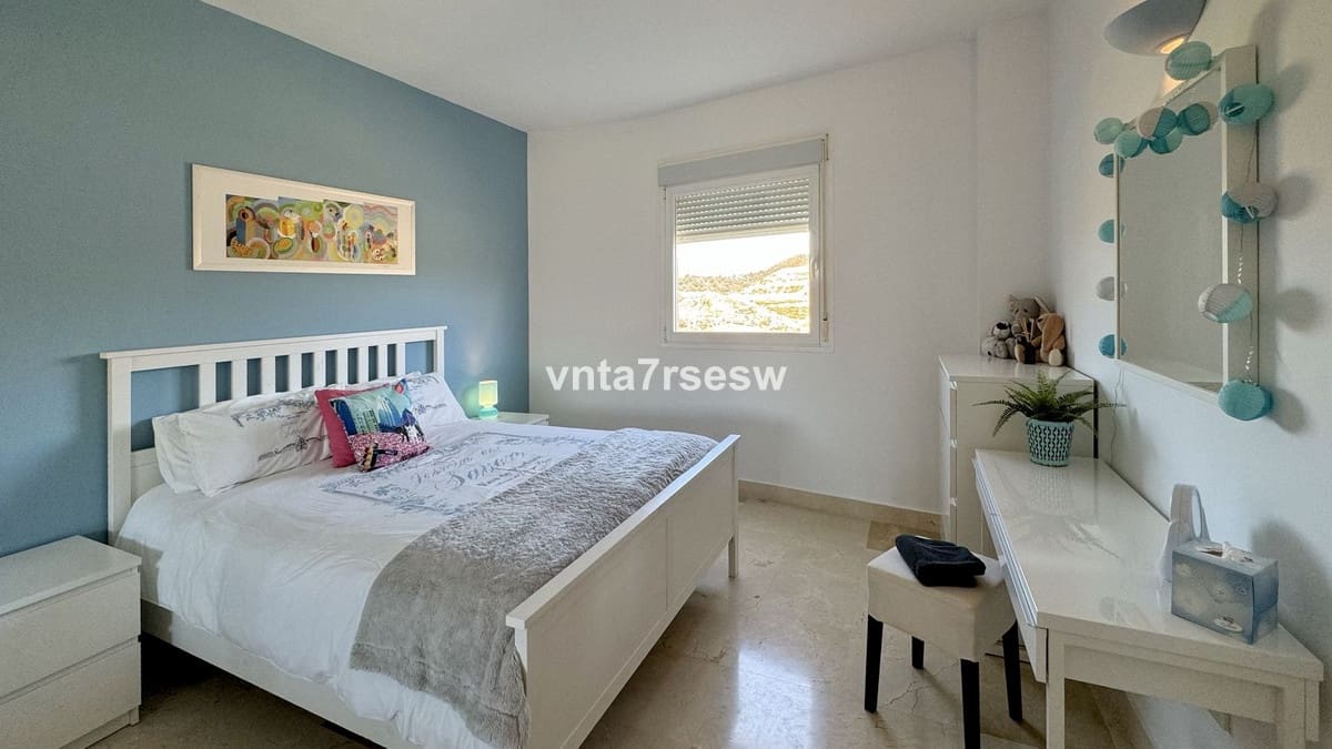 2 chambre Appartement à vendre à Riviera del Sol avec piscine garage - 430 000 € (Ref: 9522819)