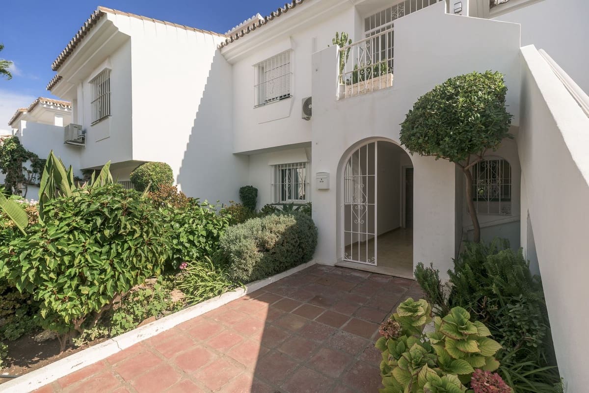 2 camera da letto Appartamento in vendita in Estepona con piscina - 315.000 € (Rif: 9523270)