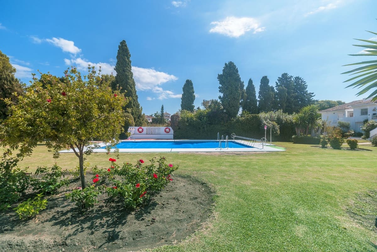 2 camera da letto Appartamento in vendita in Estepona con piscina - 315.000 € (Rif: 9523270)