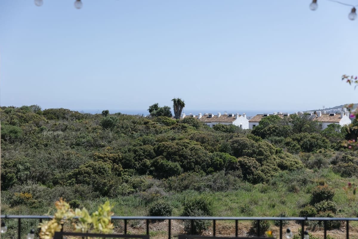 4 soveværelse Penthouse til salg i Manilva med swimmingpool - € 432.000 (Ref: 9523533)