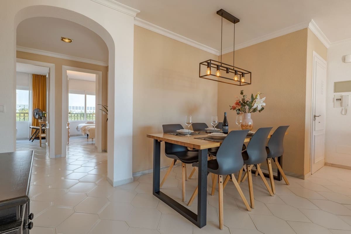 3 Zimmer Apartment zu verkaufen in La Cala de Mijas mit Pool - 434.000 € (Ref: 9523534)