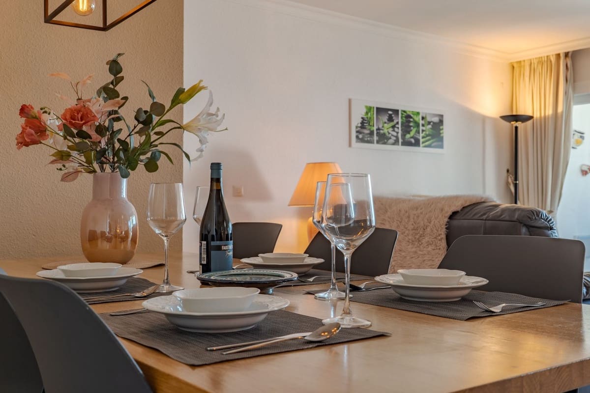 3 Zimmer Apartment zu verkaufen in La Cala de Mijas mit Pool - 434.000 € (Ref: 9523534)