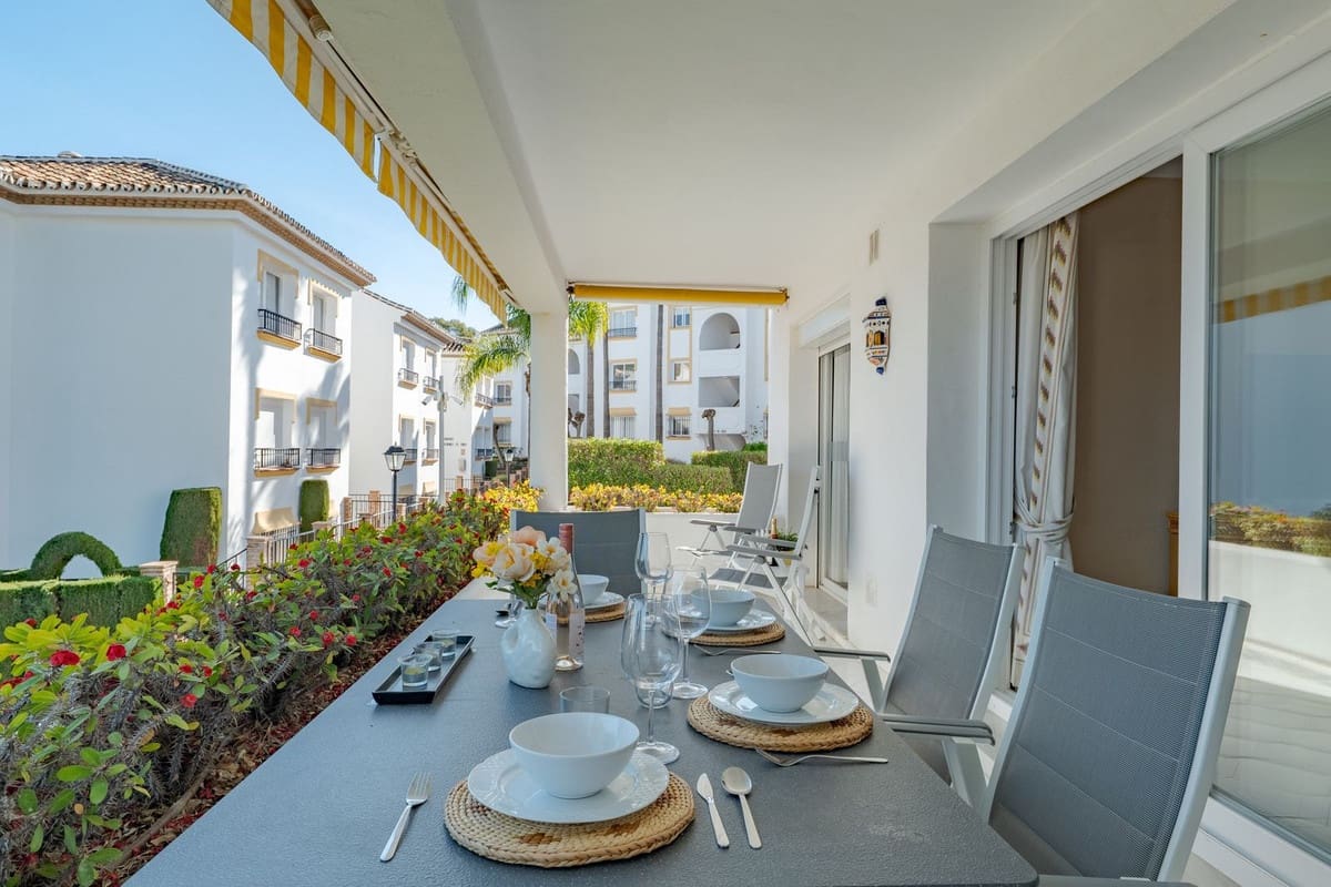 3 Zimmer Apartment zu verkaufen in La Cala de Mijas mit Pool - 434.000 € (Ref: 9523534)