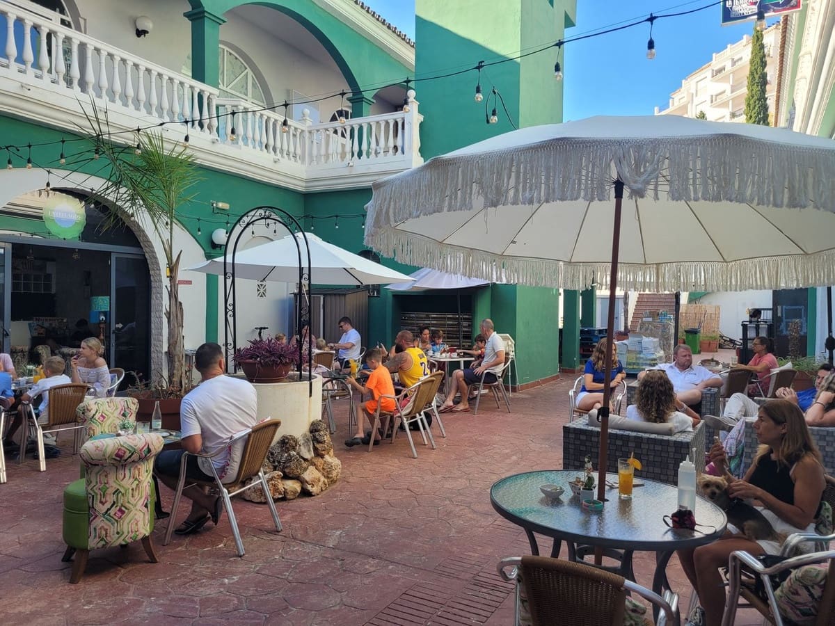 3 Zimmer Apartment zu verkaufen in La Cala de Mijas mit Pool - 434.000 € (Ref: 9523534)