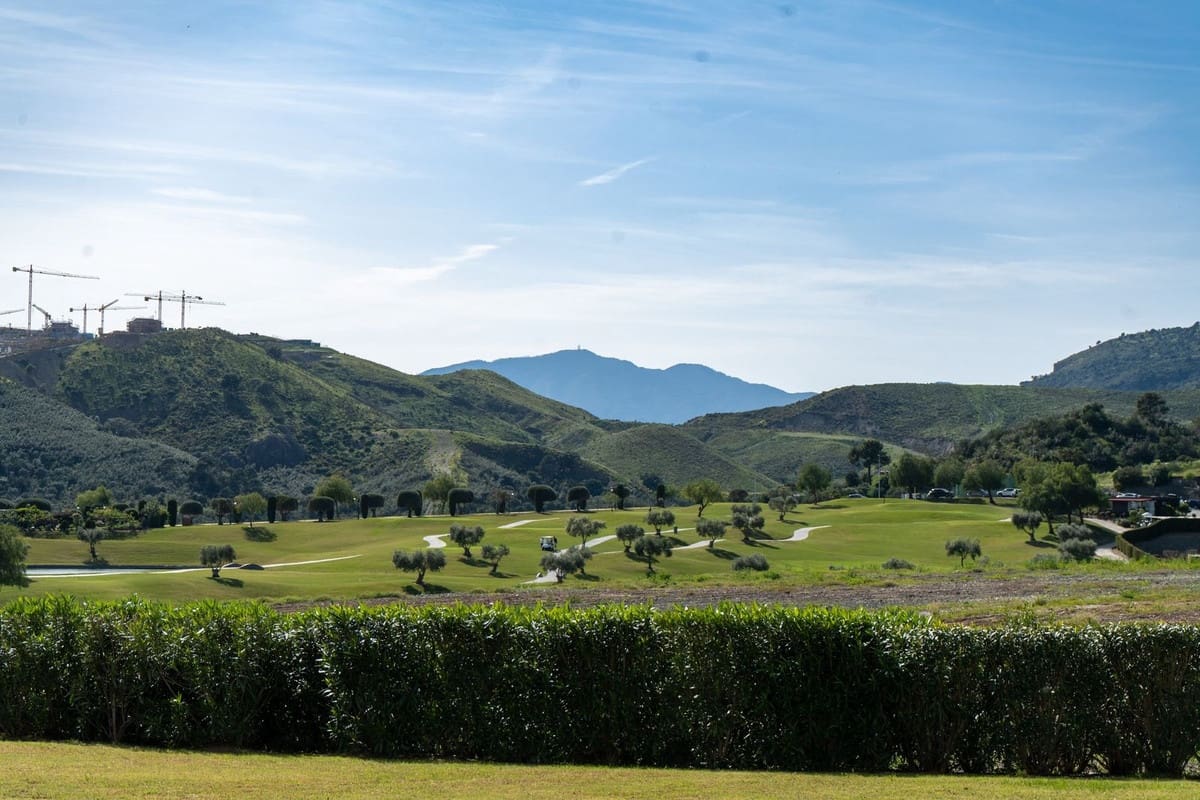 2 makuuhuone Huoneisto myytävänä paikassa Benahavis mukana uima-altaan 
autotalli - 435 000 € (Ref: 9523537)