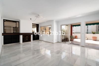 4 soverom Penthouse til salgs i Marbella med svømmebasseng garasje - € 779 500 (Ref: 9524990)