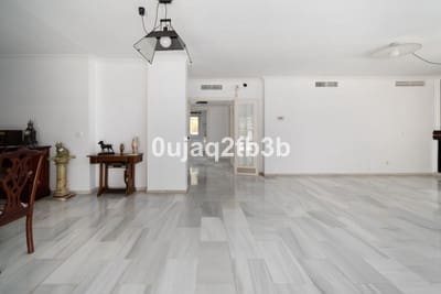 4 soverom Penthouse til salgs i Marbella med svømmebasseng garasje - € 779 500 (Ref: 9524990)