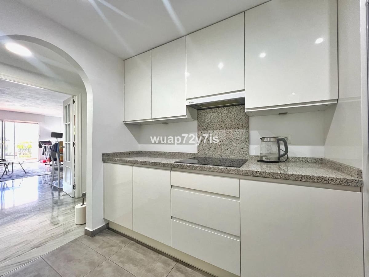 3 bedroom Apartment for sale in Costalita with pool - € 435,000 (Ref: 9525001)