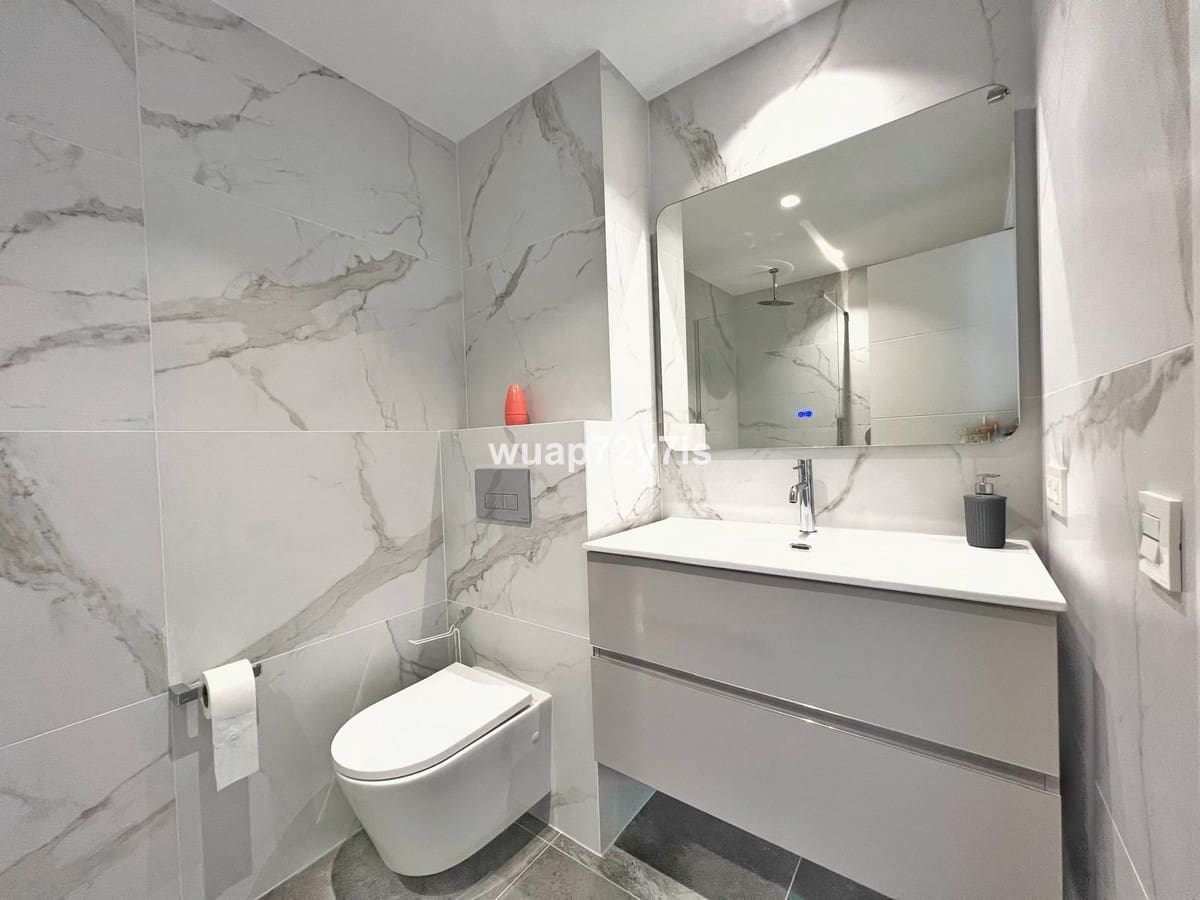 3 bedroom Apartment for sale in Costalita with pool - € 435,000 (Ref: 9525001)