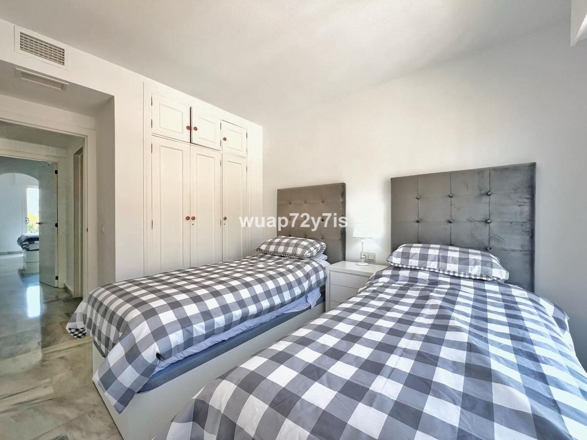 3 bedroom Apartment for sale in Costalita with pool - € 435,000 (Ref: 9525001)