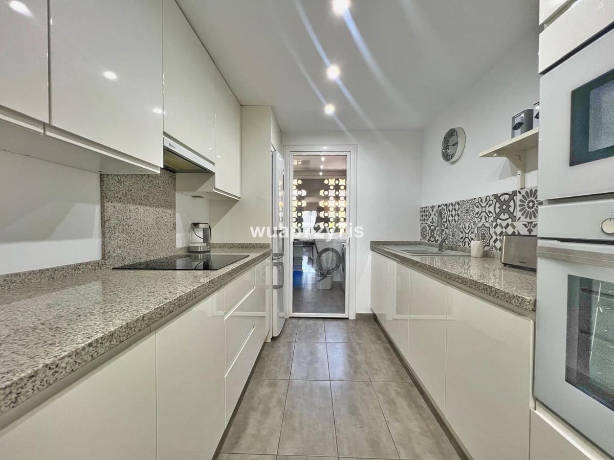 3 bedroom Apartment for sale in Costalita with pool - € 435,000 (Ref: 9525001)