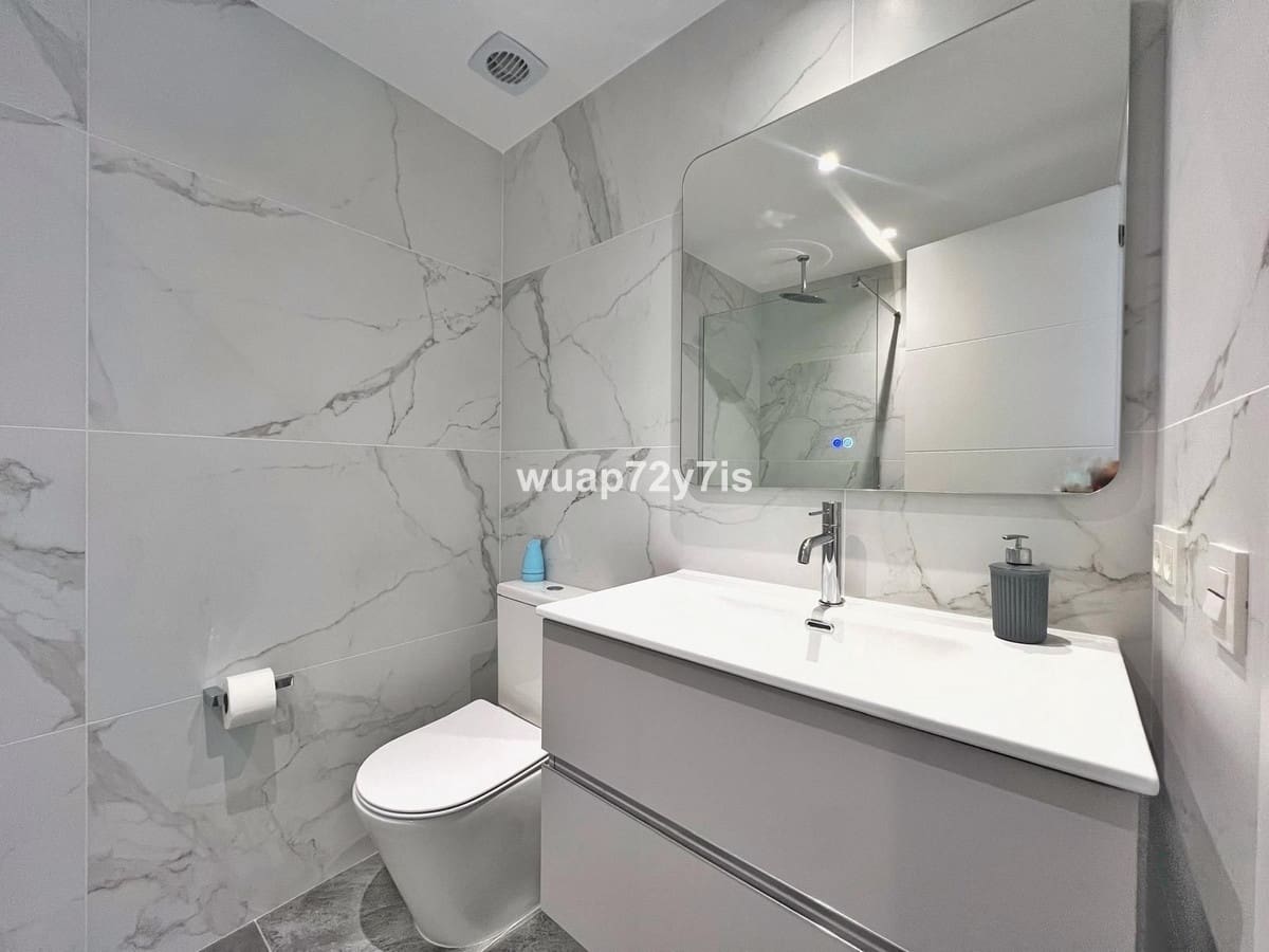 3 bedroom Apartment for sale in Costalita with pool - € 435,000 (Ref: 9525001)