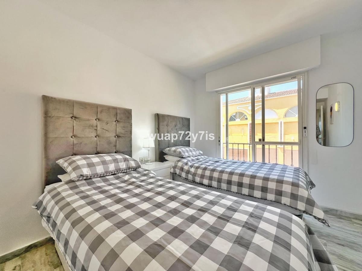 3 bedroom Apartment for sale in Costalita with pool - € 435,000 (Ref: 9525001)