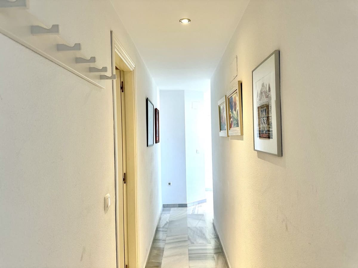 3 Zimmer Apartment zu verkaufen in Fuengirola mit Pool Garage - 435.000 € (Ref: 9525004)