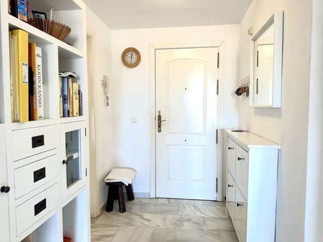 3 Zimmer Apartment zu verkaufen in Los Boliches , Fuengirola mit Pool Garage - 435.000 € (Ref: 9525004)