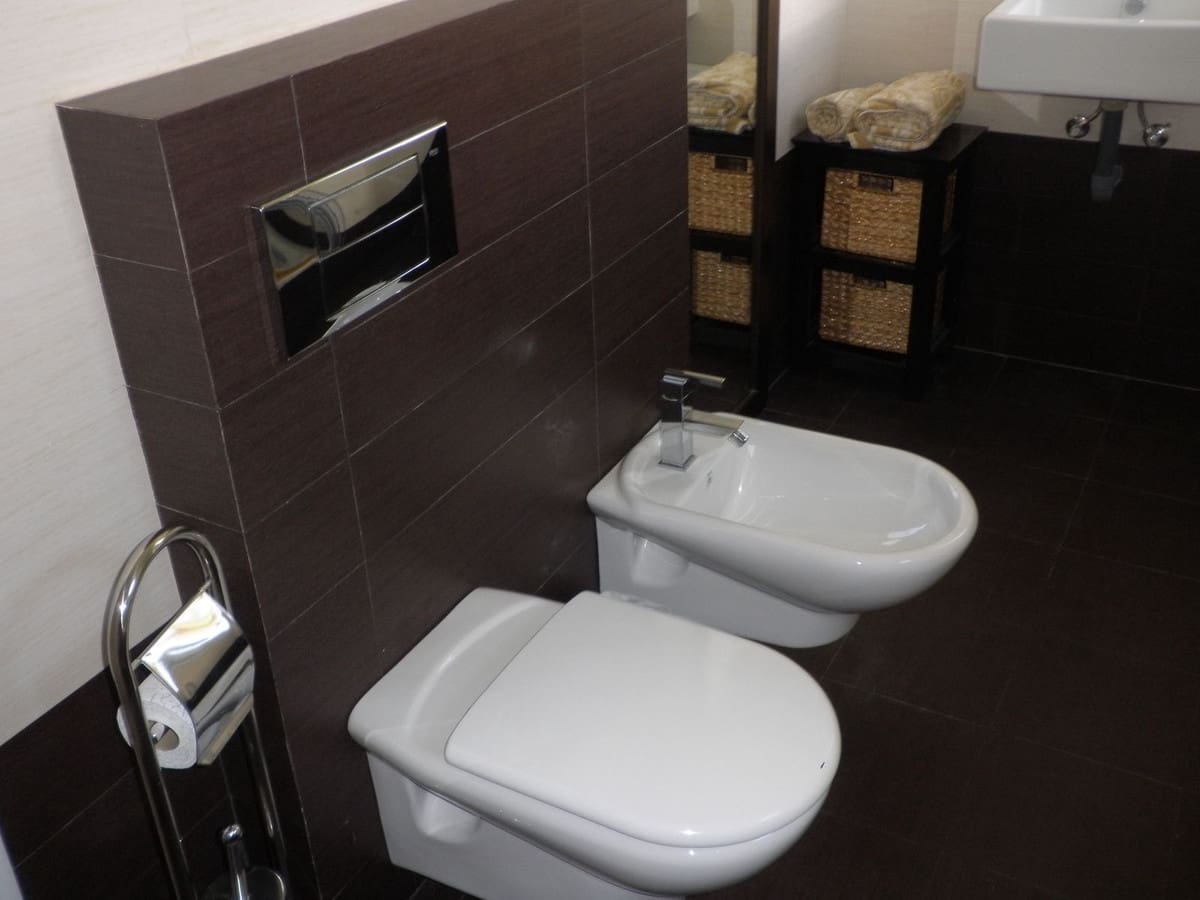 5 soverom Hus til salgs i Estepona med svømmebasseng - € 435 000 (Ref: 9525009)