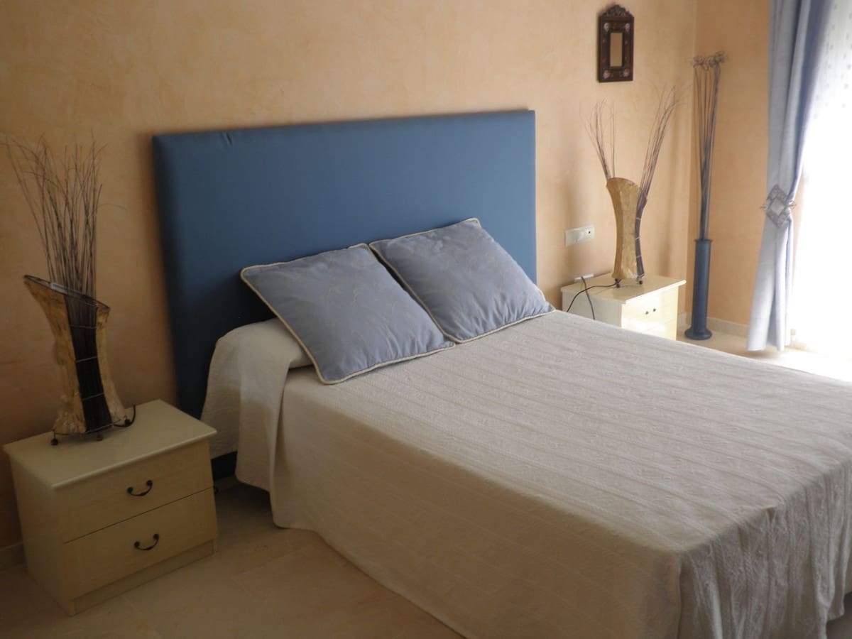 5 soverom Hus til salgs i Estepona med svømmebasseng - € 435 000 (Ref: 9525009)