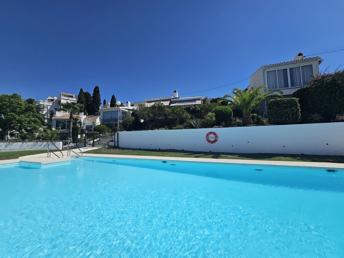 3 soveværelse Bungalow til salg i Calypso med swimmingpool garage - € 439.000 (Ref: 9525025)