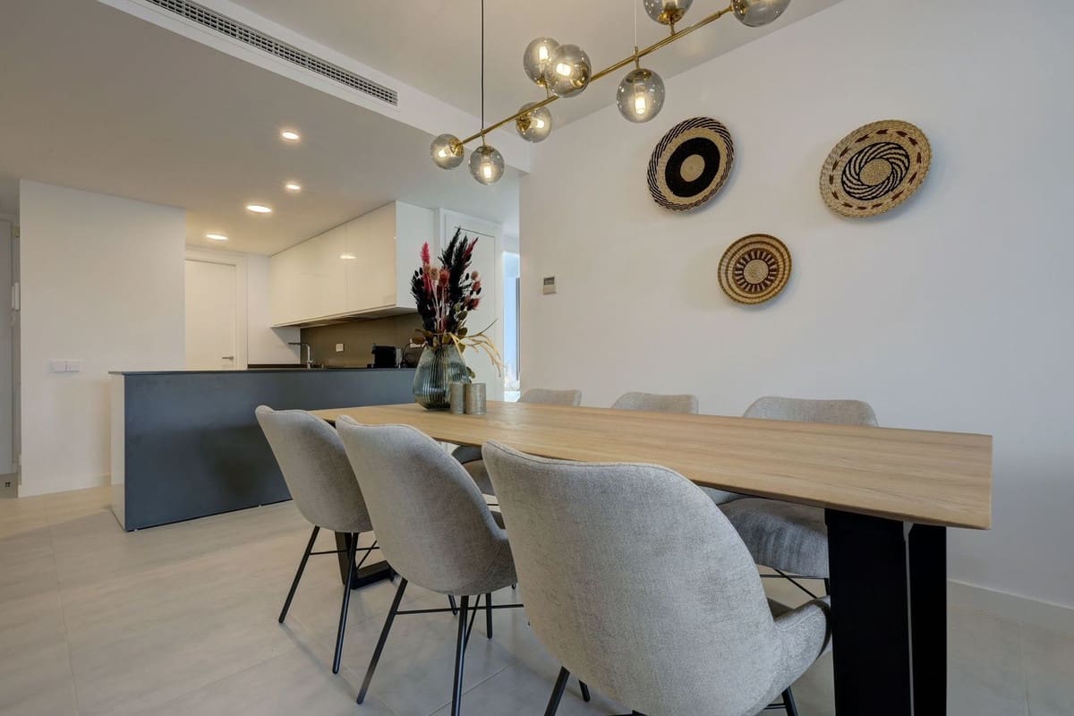 2 sovrum Lägenhet till salu i Estepona med pool garage - 439 500 € (Ref: 9525028)