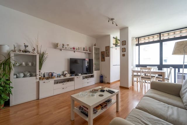 3 makuuhuone Huoneisto myytävänä paikassa Torreblanca, Fuengirola mukana 
autotalli - 440 000 € (Ref: 9525031)