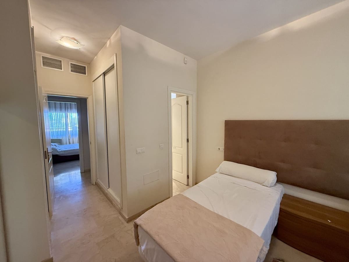 2 sovrum Lägenhet till salu i Elviria med pool garage - 430 000 € (Ref: 9525033)