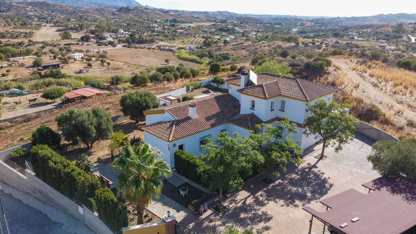 4 soveværelse Finca/Landehus til salg i Mijas Costa med swimmingpool garage - € 890.000 (Ref: 9525533)