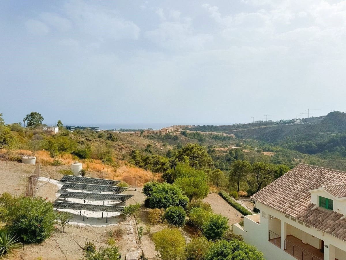 2 makuuhuone Huoneisto myytävänä paikassa New Golden Mile mukana uima-altaan 
autotalli - 399 900 € (Ref: 9525543)