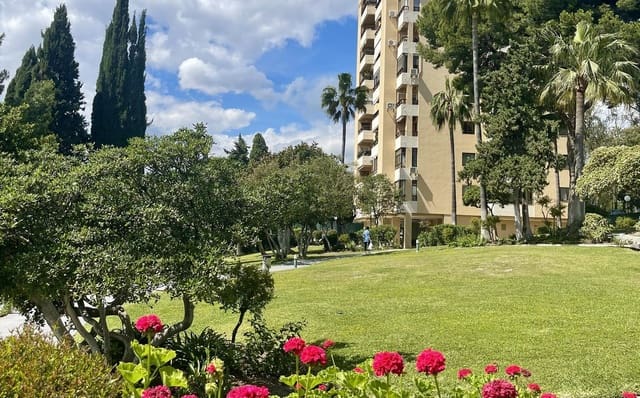 Studio til salg i Nueva Andalucia, Marbella med swimmingpool - € 257.000 (Ref: 9525546)