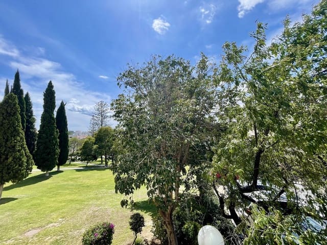 Studio til salg i Nueva Andalucia, Marbella med swimmingpool - € 257.000 (Ref: 9525546)