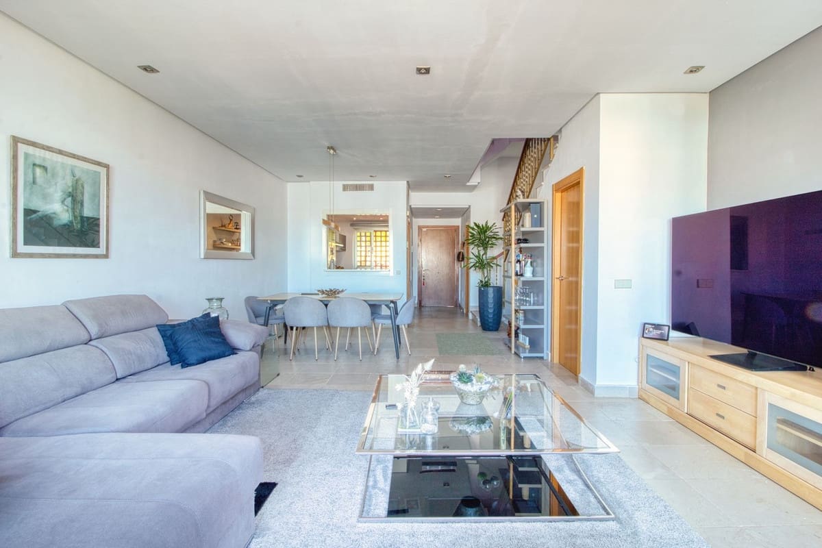 3 soveværelse Byhus til salg i Manilva med swimmingpool garage - € 398.000 (Ref: 9525550)