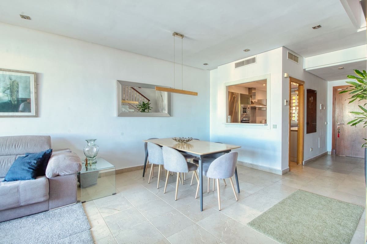 3 soveværelse Byhus til salg i Manilva med swimmingpool garage - € 398.000 (Ref: 9525550)