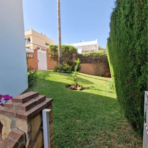 4 quarto Moradia para venda em Cerro del Aguila, Mijas com piscina garagem - 800 000 € (Ref: 9528029)